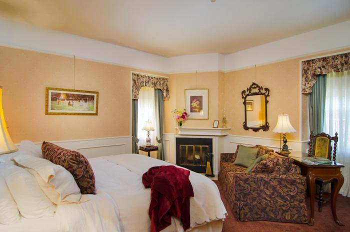 Hotel Madrona Manor Healdsburg Esterno foto